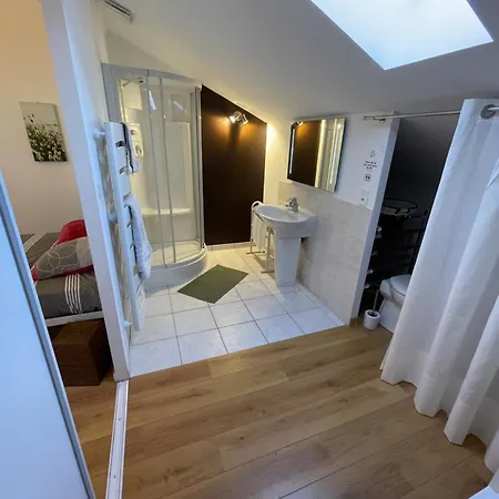 Le De Lagarrigue Senouillac