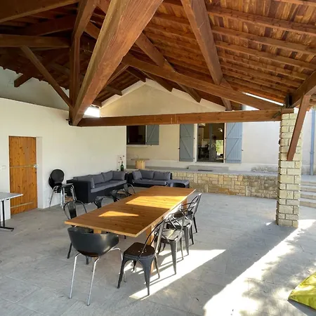 Le De Lagarrigue Villa *