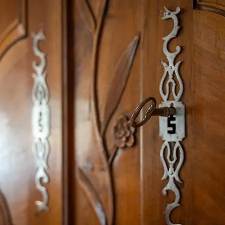 Le De Lagarrigue Villa *